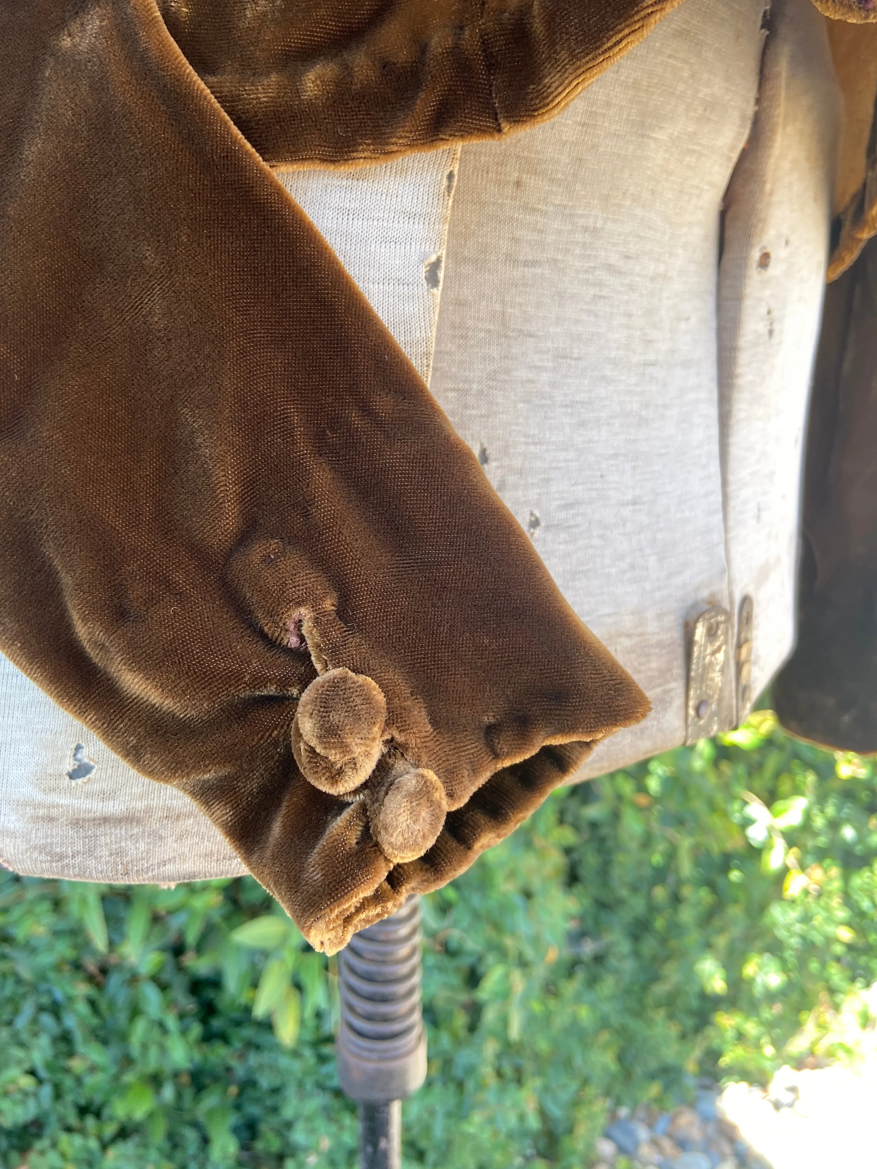 30s/40s Golden Brown Crushed Velvet Jacket