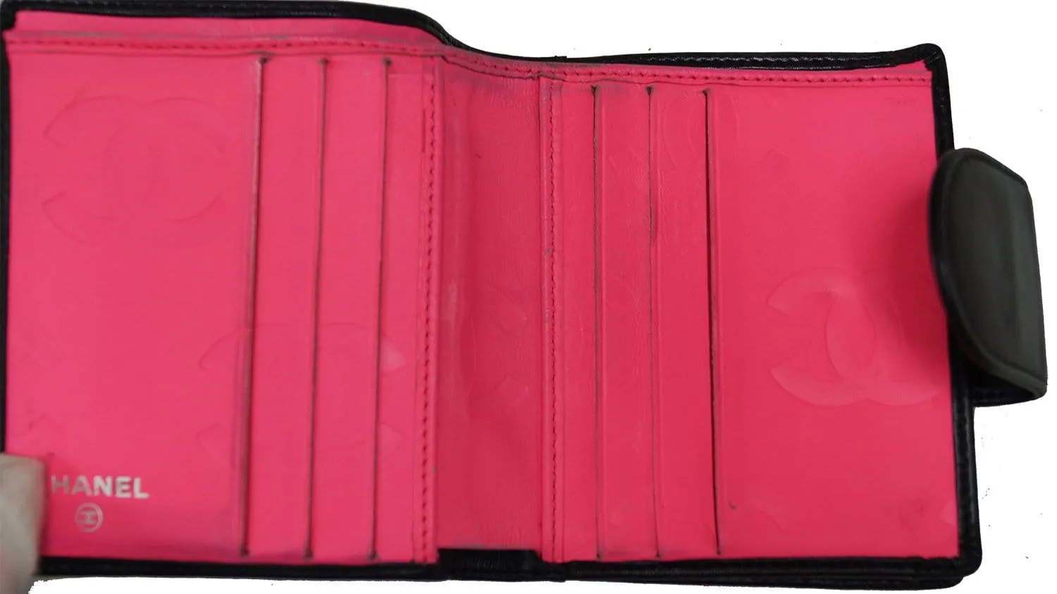 CHANEL Black Quilted Ligne Cambon Bifold Compact Wallet - Sale