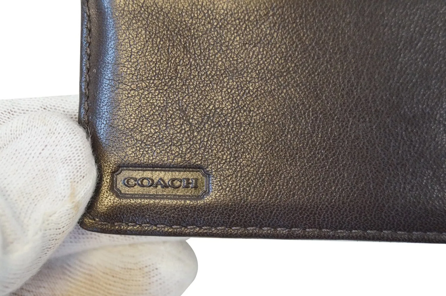COACH Hamptons Soho Buckle Brown Leather Bifold Compact Wallet - Sale