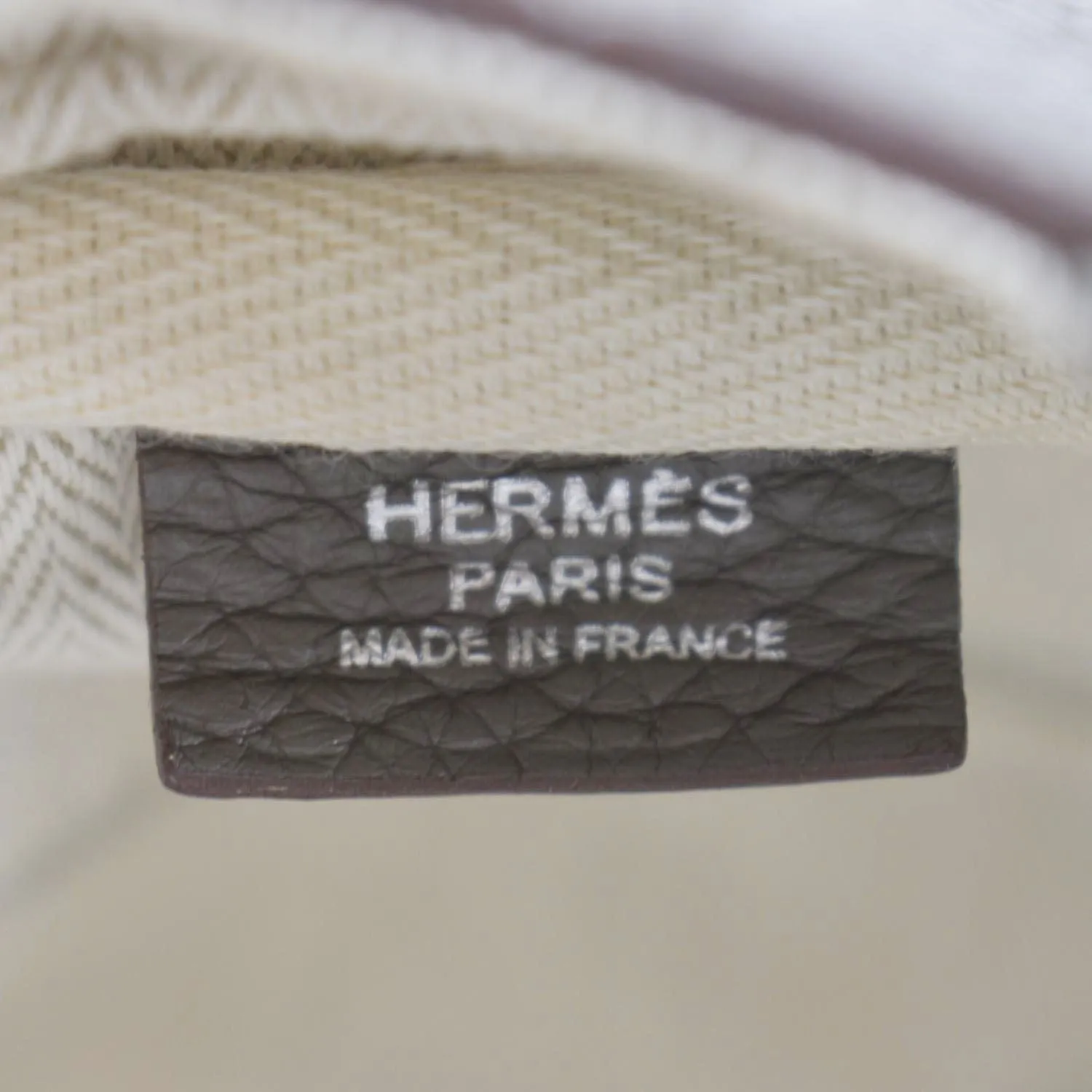HERMES Victoria II Taurillon Clemence Leather Shoulder Bag Taupe