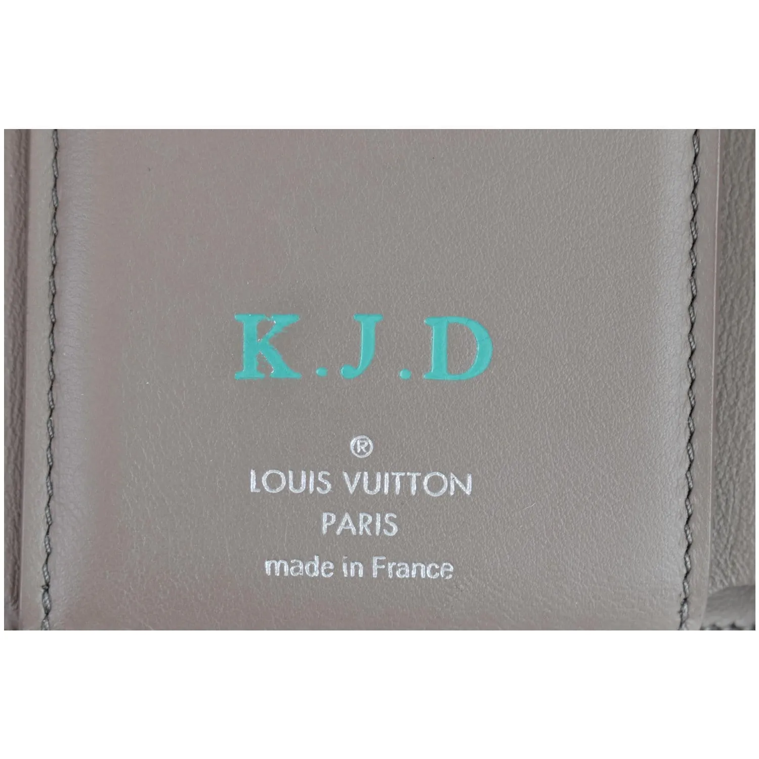 LOUIS VUITTON Capucines Taurillon Compact Leather Wallet Magnolia - Last Call