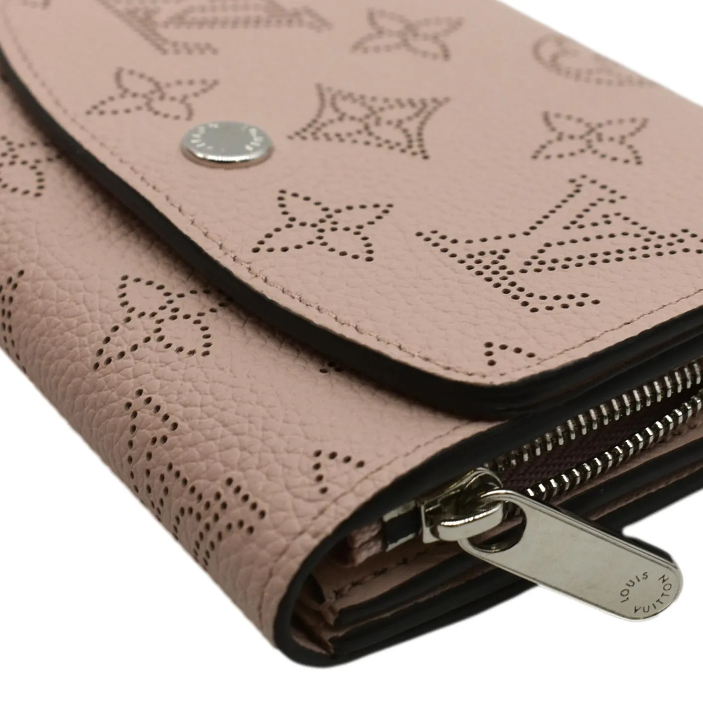 LOUIS VUITTON Iris Mahina Monogram Leather Compact Wallet Magnolia