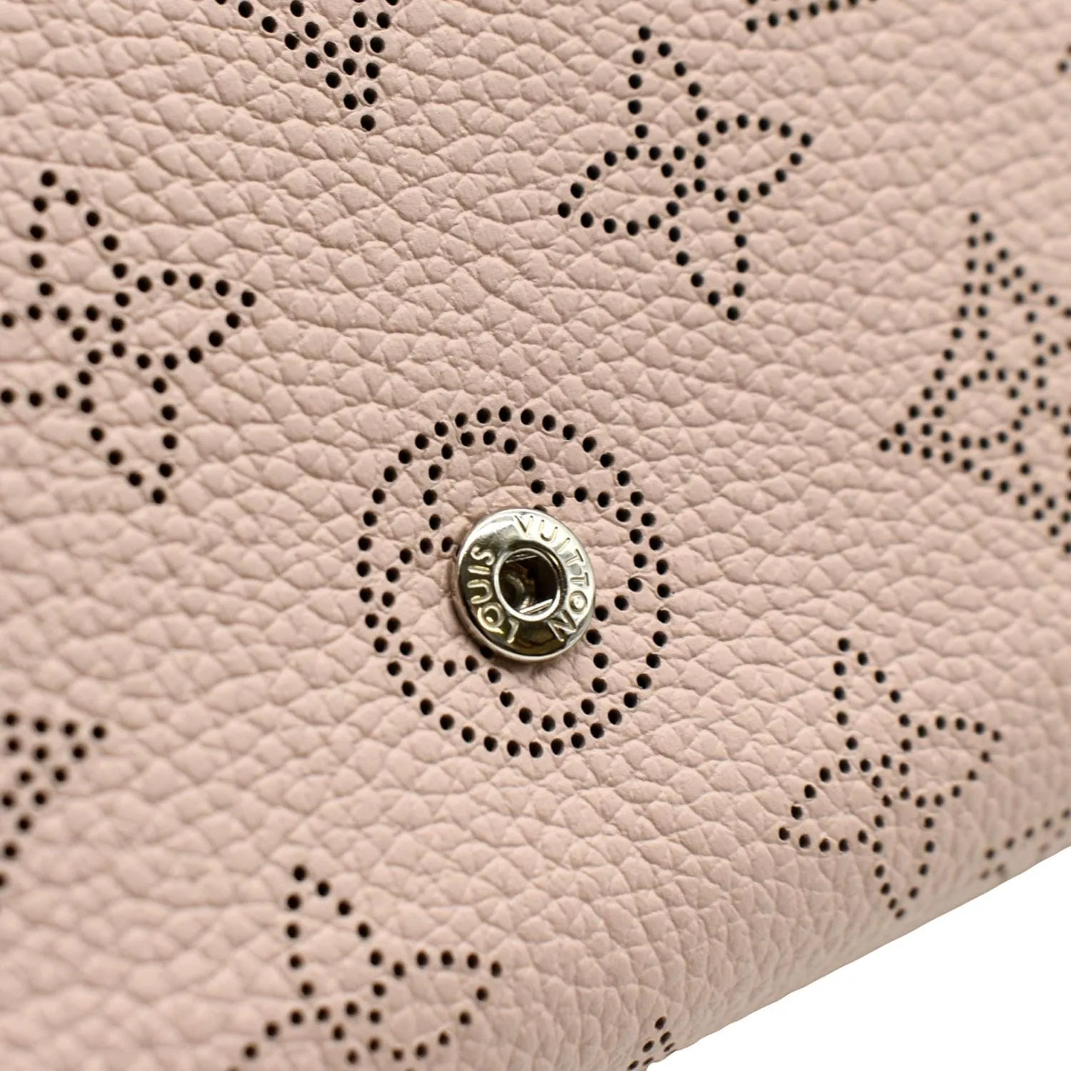 LOUIS VUITTON Iris Mahina Monogram Leather Compact Wallet Magnolia