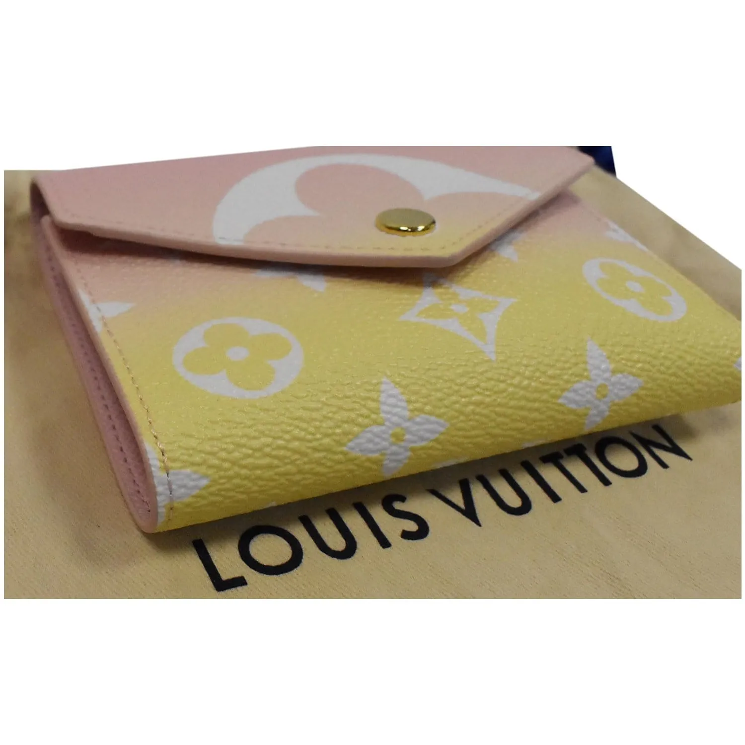 LOUIS VUITTON Monogram Victorine Compact Wallet Pink