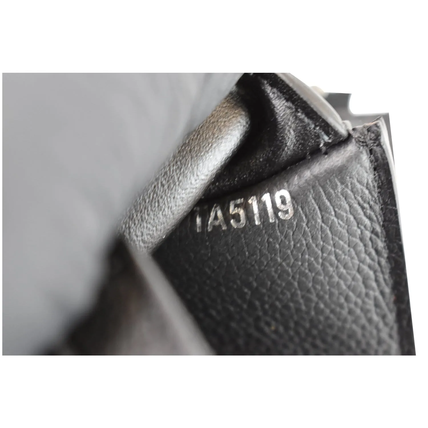 LOUIS VUITTON Mylockme Compact Leather Wallet Black