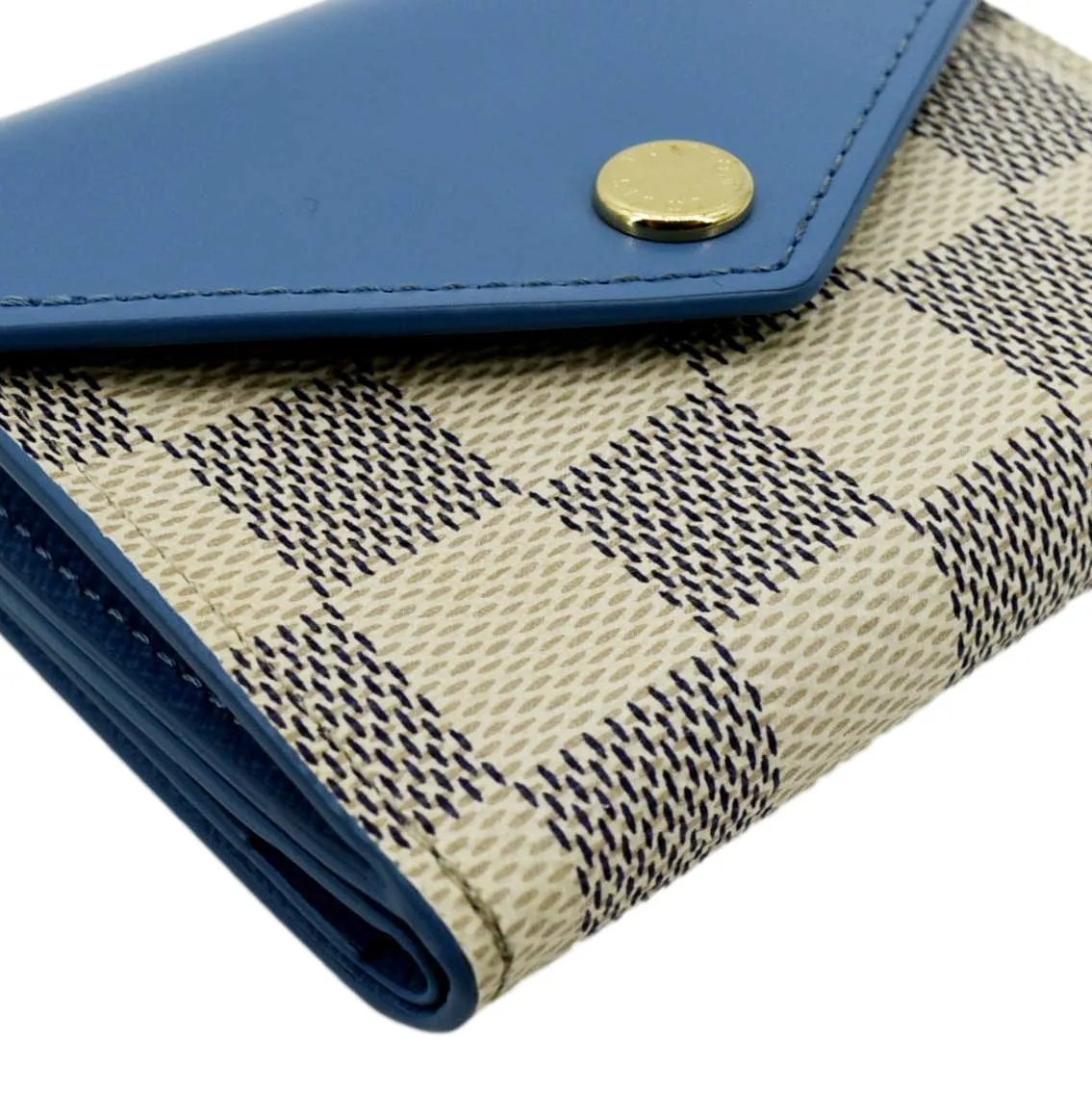 LOUIS VUITTON Zoe Damier Azur Wallet Light Blue