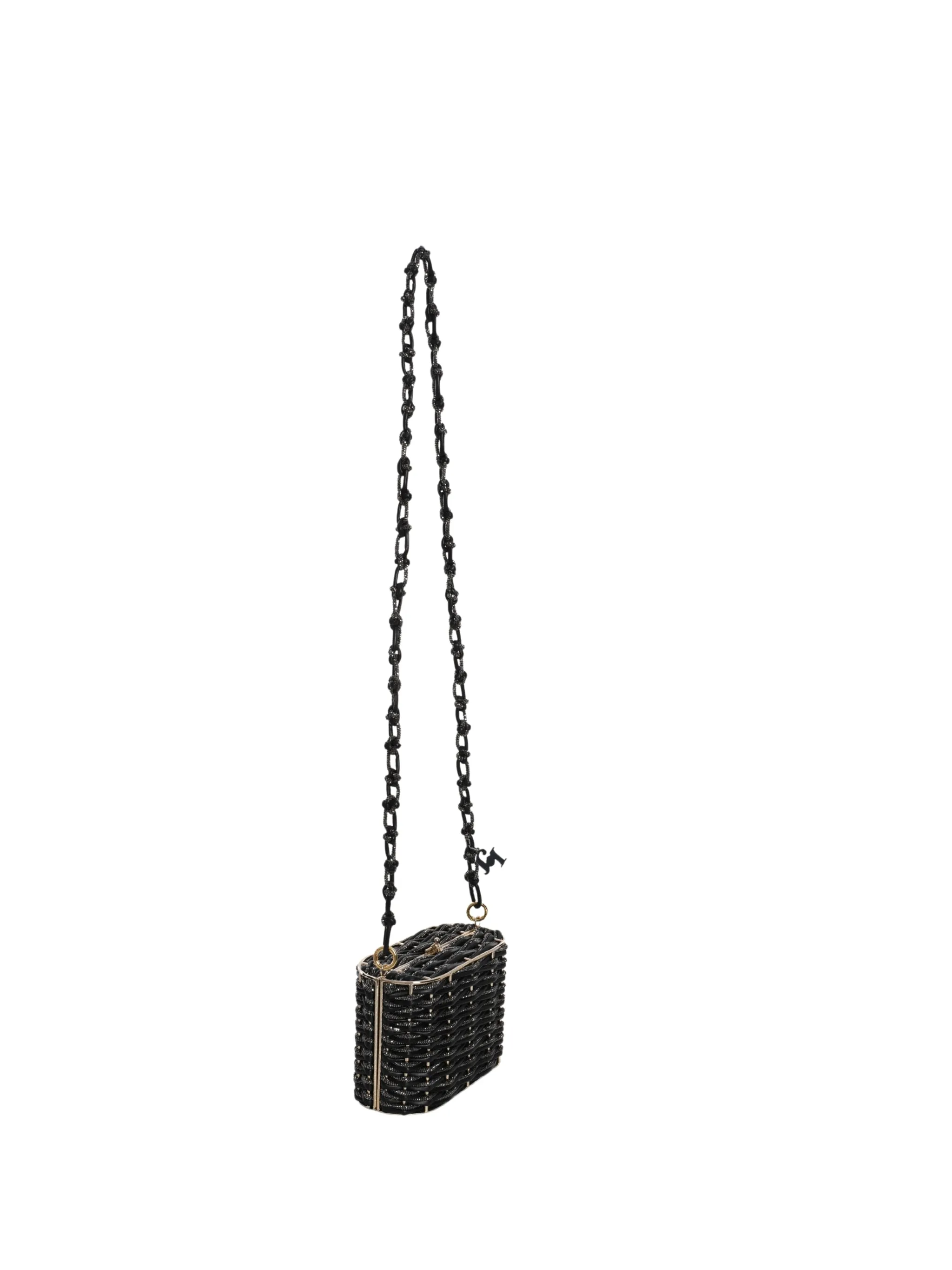 Shell Vertigo Clutch – Sculptural Glamour with a Modern Edge